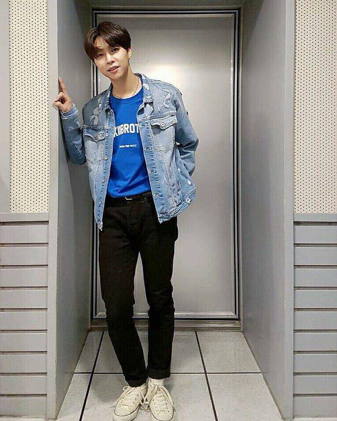 Jacket jeans ala member NCT (instagram.com/nctunited00)