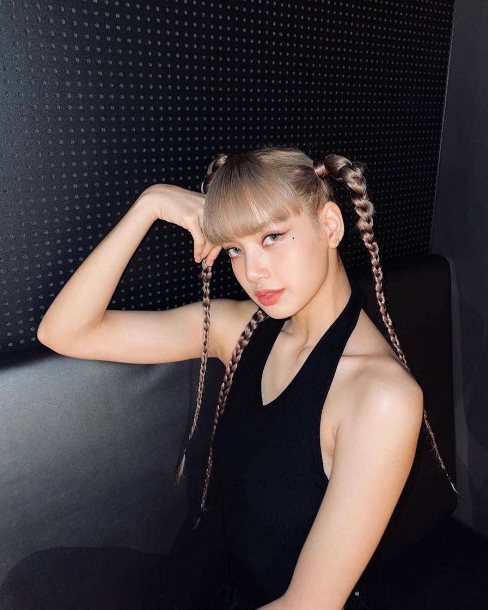 Lisa BLACKPINK (instagram.com/lalalalisa_m)