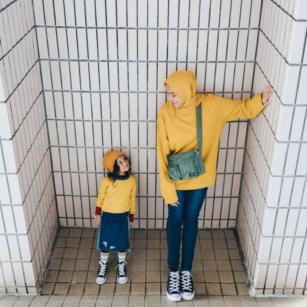 OOTD Syanindita dan Schalea. (instagram.com/strasysty/)