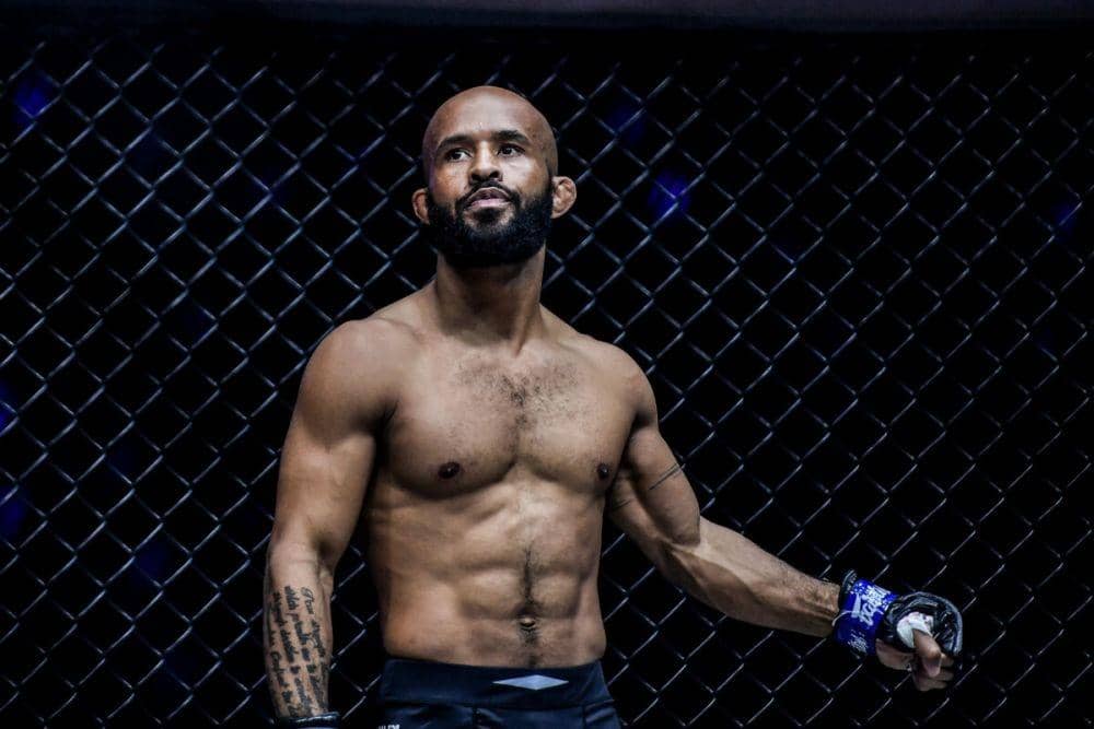 Mighty Mouse Vs Iron Man Panaskan 10 Tahun ONE Championship