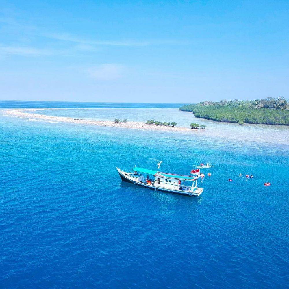 Pulau Tunda, Banten (instagram.com/andrikilua)