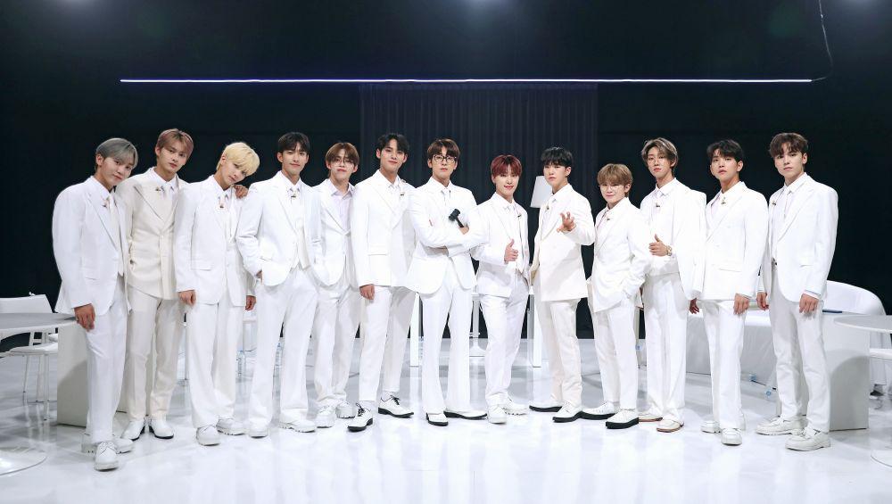 SEVENTEEN (twitter.com/pledis_17)
