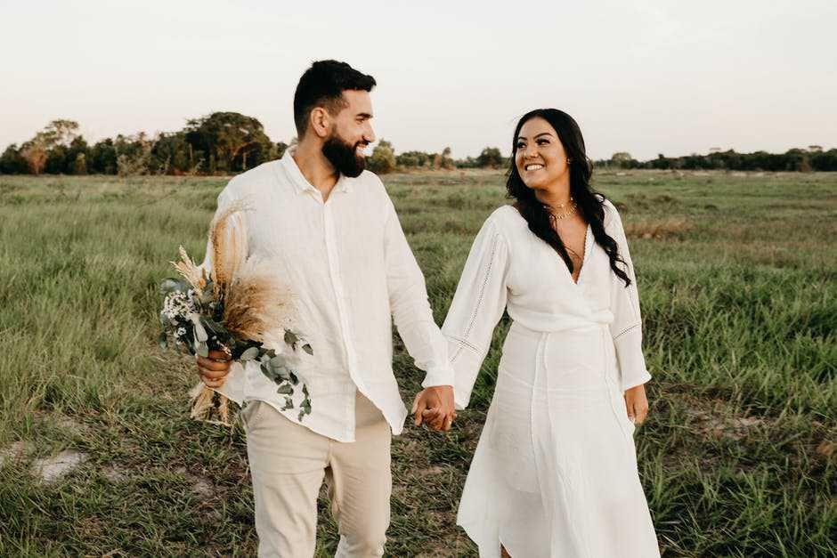 Lama Gak Lakukan yang Romantis? Wujudkan dengan 5 Hal Ini