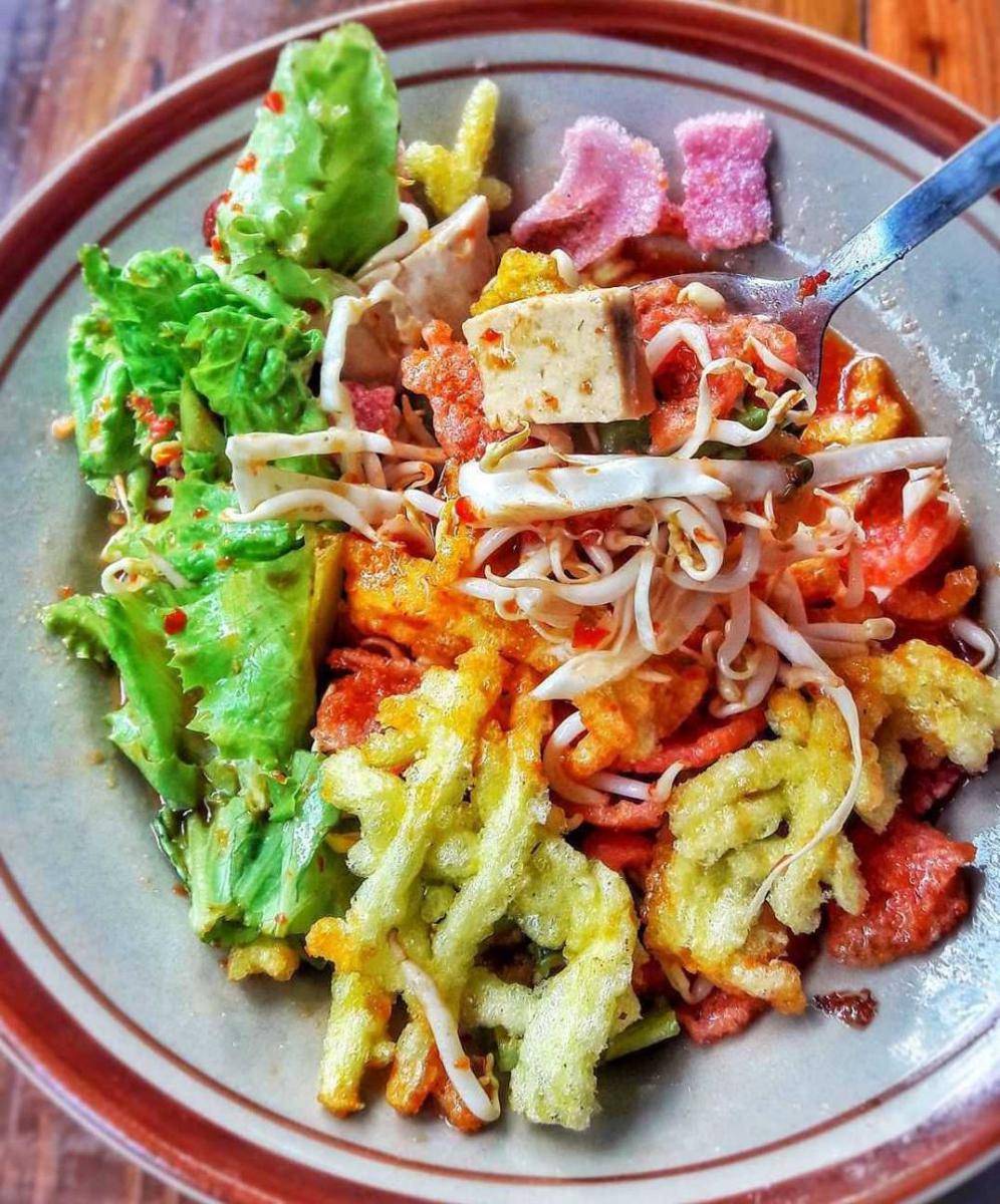 Asinan Betawi Ibu Yenni (instagram.com/misscarolinebong)