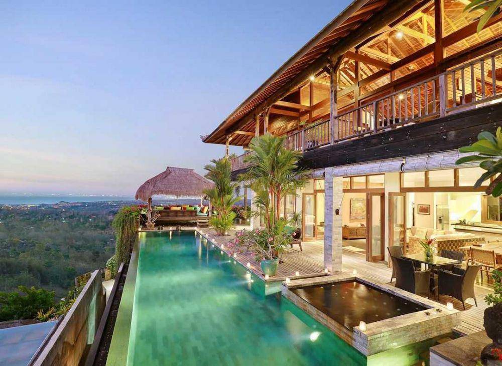 Hidden Hills Villas (instagram.com/hiddenhillsvillas)
