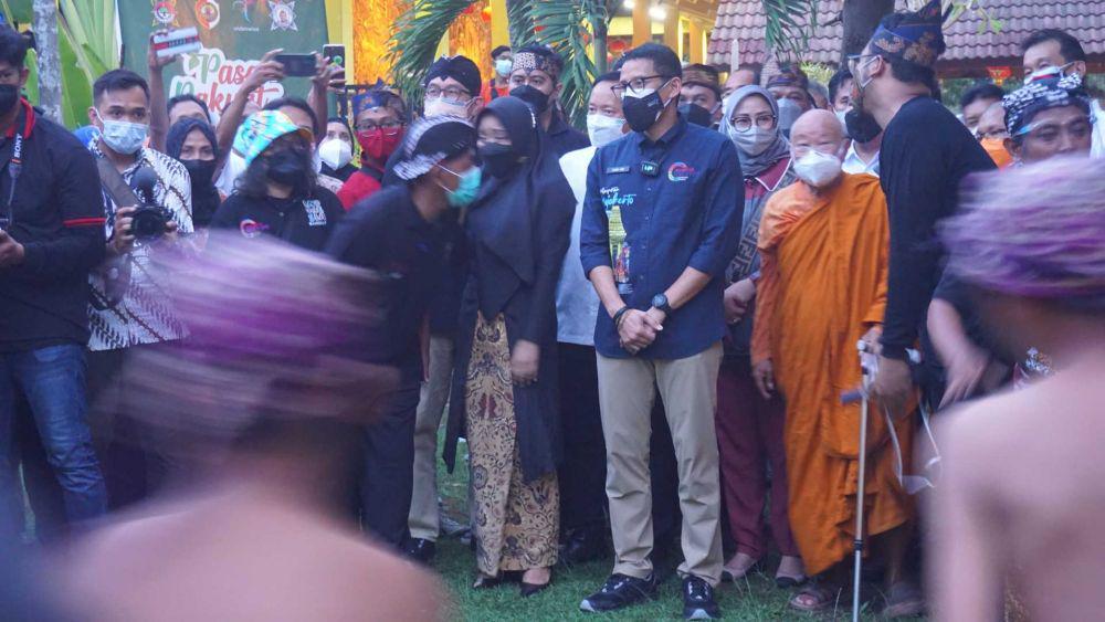 Sandiaga Sebut Keberagaman Terajut di Kampung Majapahit