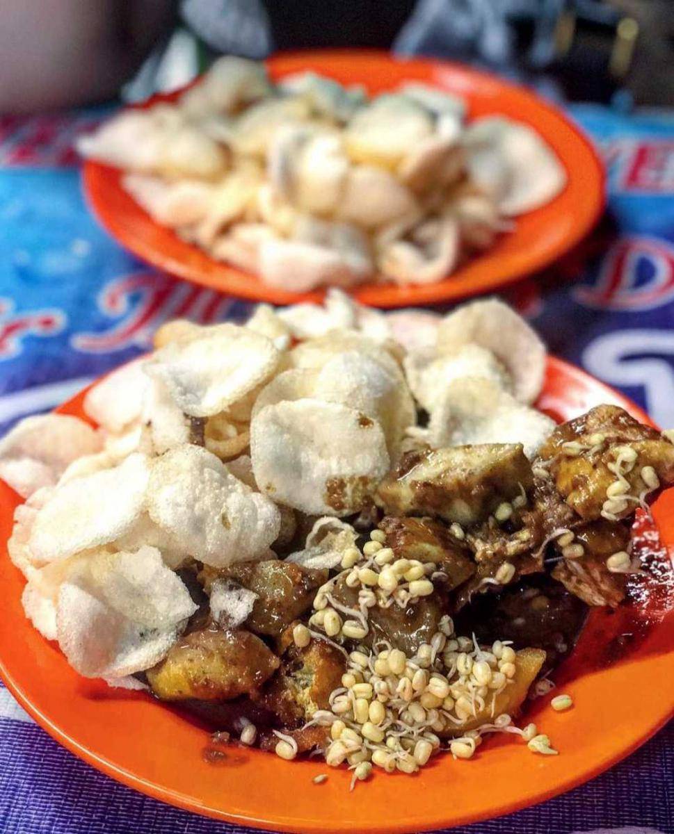 Tahu Tek Pak Jayen (instagram.com/duniakulinersurabaya)