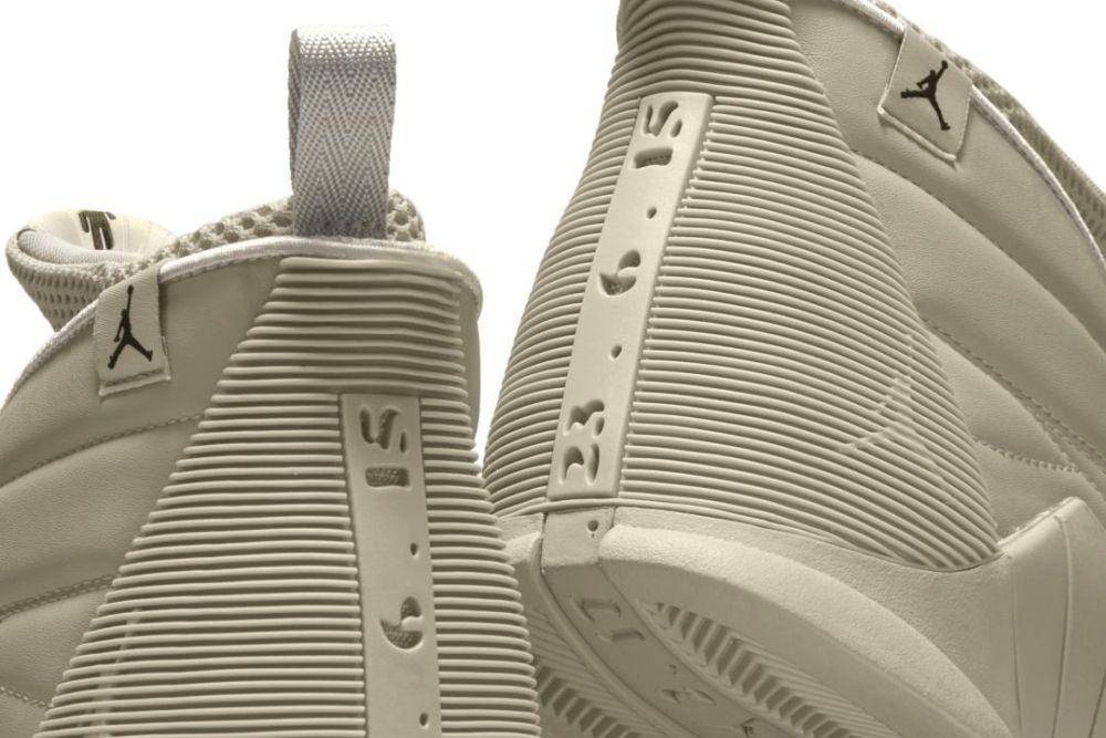 Billie Eilish x Air Jordan 15 (hypebeast)