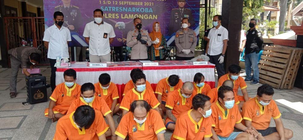 Operasi tumpas narkoba Semeru 2021, polisi berhasil amankan 15 pelaku. IDN Times/Istimewa