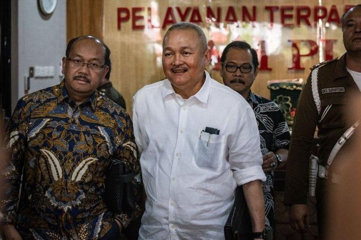 Alex Noerdin Ajukan PK Kasus PDPDE dan Masjid Sriwijaya ke MA