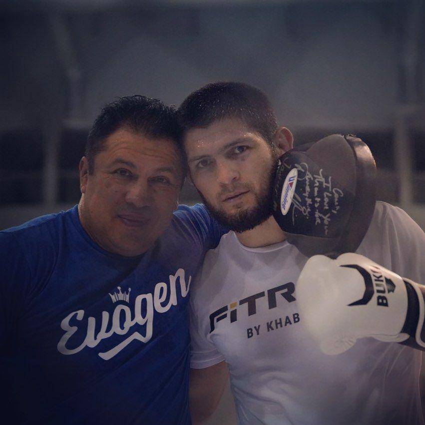 potret Javier Mendez bersama Khabib Nurmagedov (instagram.com/akajav)