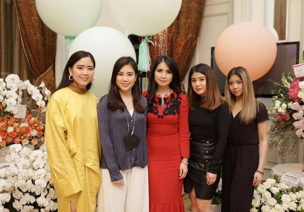 Style Simpel nan Elegan ala Keluarga Tanoesoedibjo (instagram.com/jessicatanoe)