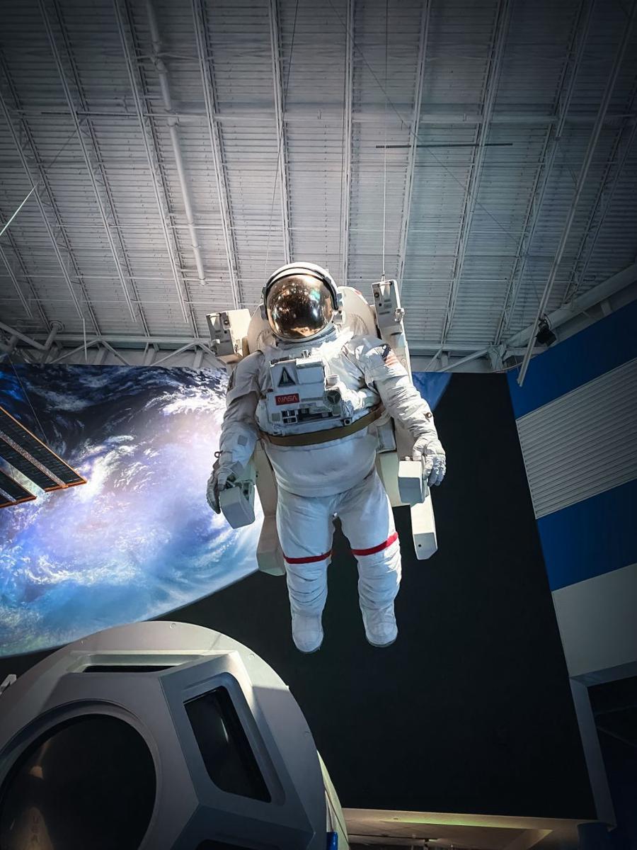 Ilustrasi seorang astronot. (unsplash.com/Edgar Moran)
