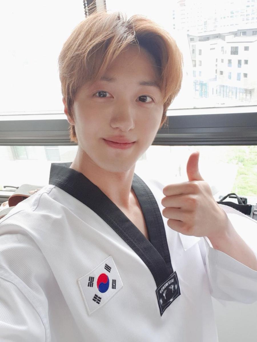 Chani SF9 (twitter.com/SF9official)