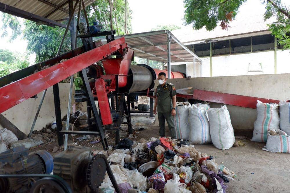 Atasi Sampah, Pemkab Ponorogo Uji Coba Produksi Briket