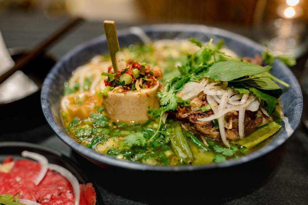 ilustrasi ginger beef noodle (unsplash.com/Jason Leung)