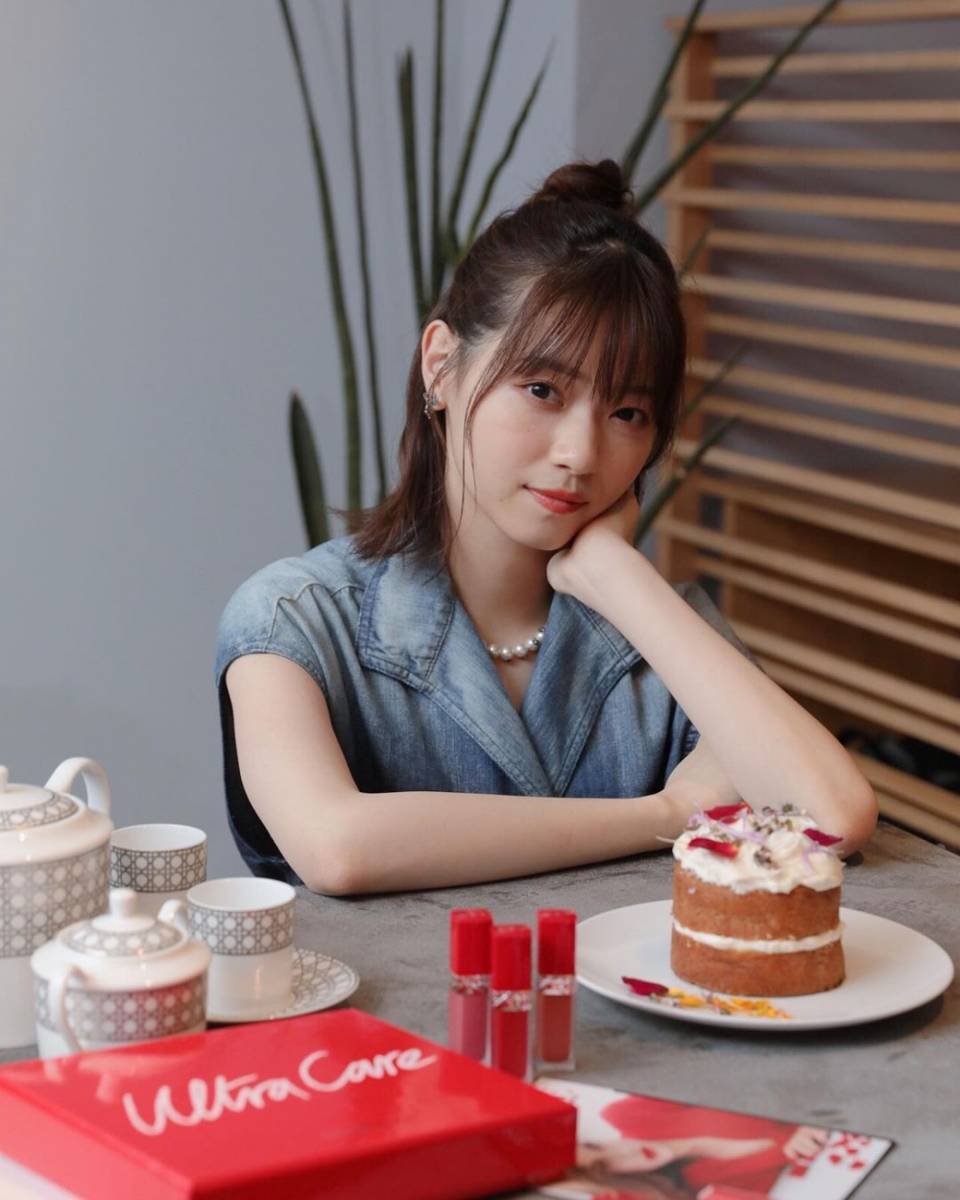Nanase Nishino (instagram.com/nishino.nanase.official)