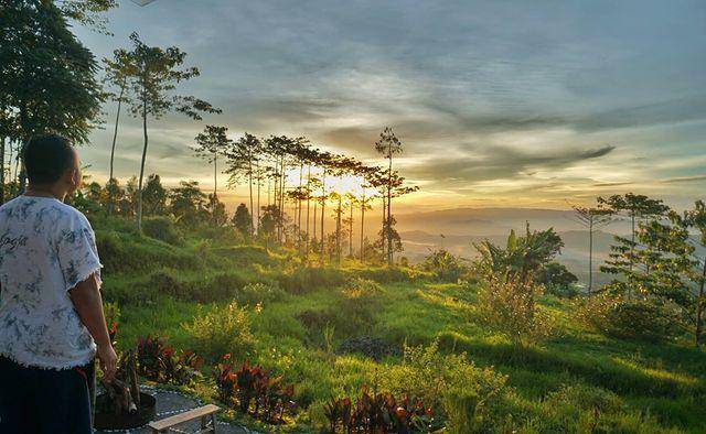 Pemandangan Ciremai Land (instagram.com/ciremailand.glamping)