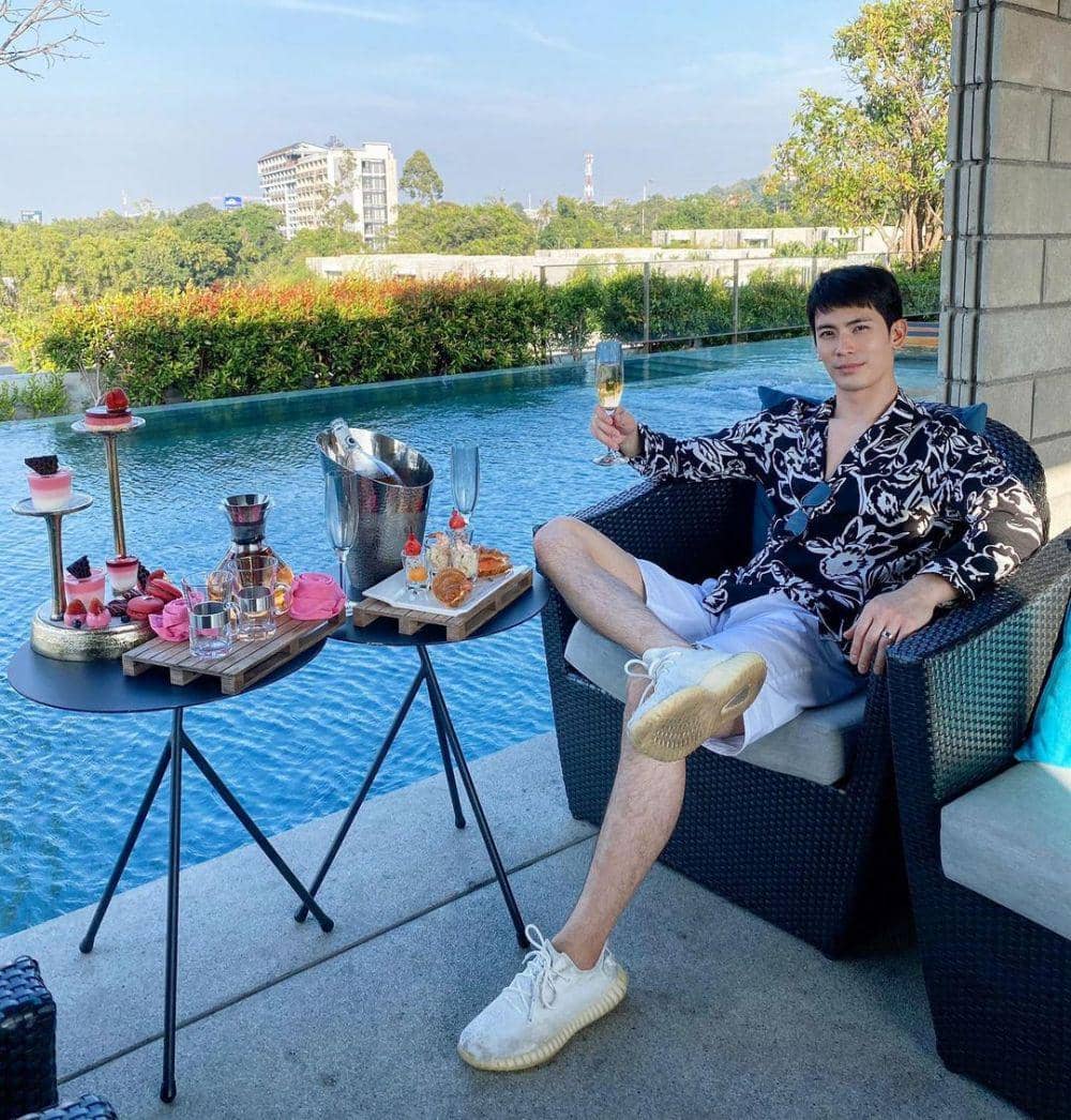 Son Yuke (instagram.com/sonyuke)