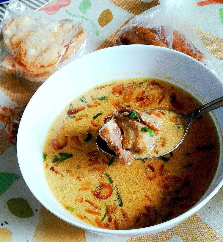 Soto Kuning Pak Aming (instagram.com/mia_sylvia)
