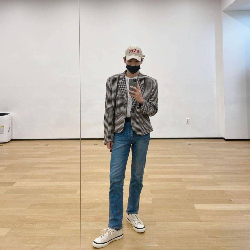 Outfit Key Shinee (instagram.com/bumkeyk)