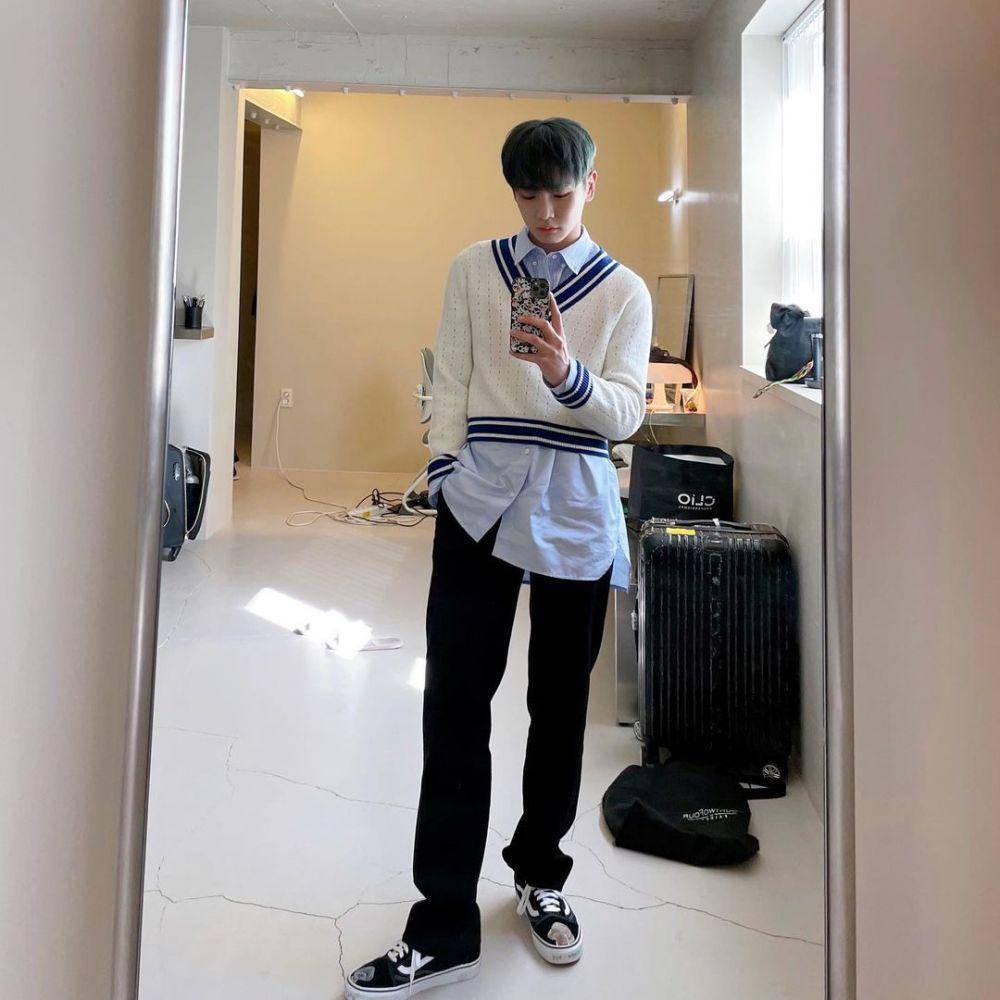 Outfit Key Shinee (instagram.com/bumkeyk)
