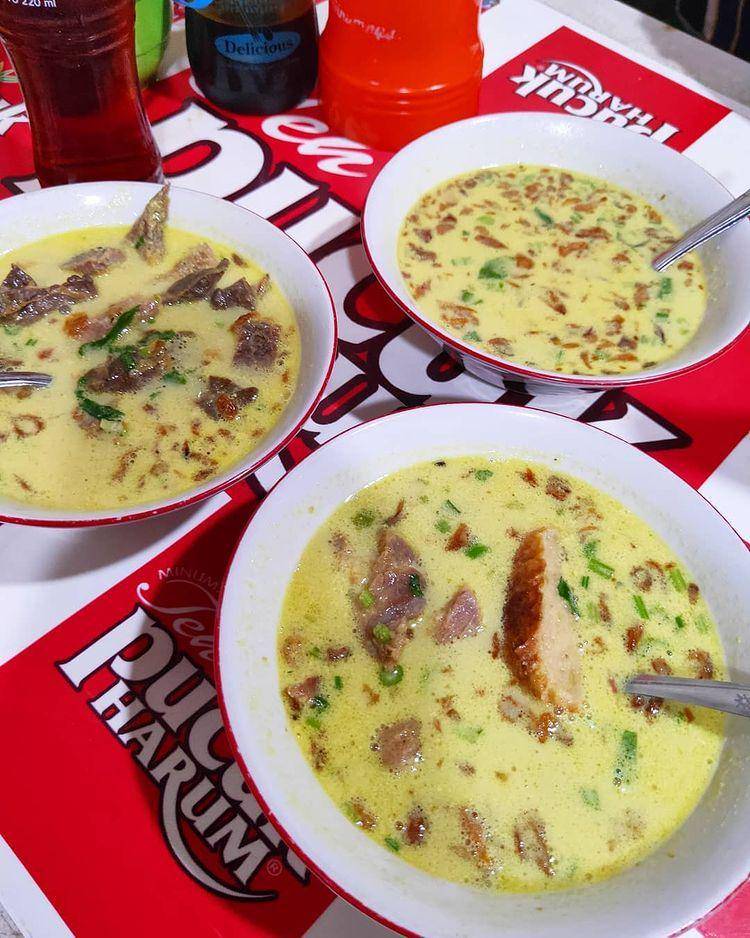 Soto Kuning Pak Yusup (instagram.com/tukang.jajan09)