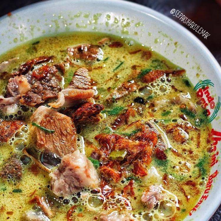 Soto Kuning Pak Salam (instagram.com/separuhakulemak)