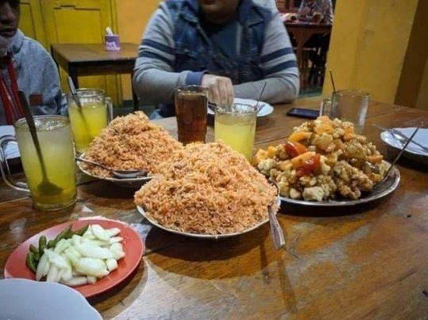 makan bareng-bareng kocak (instagram.com/onecak)