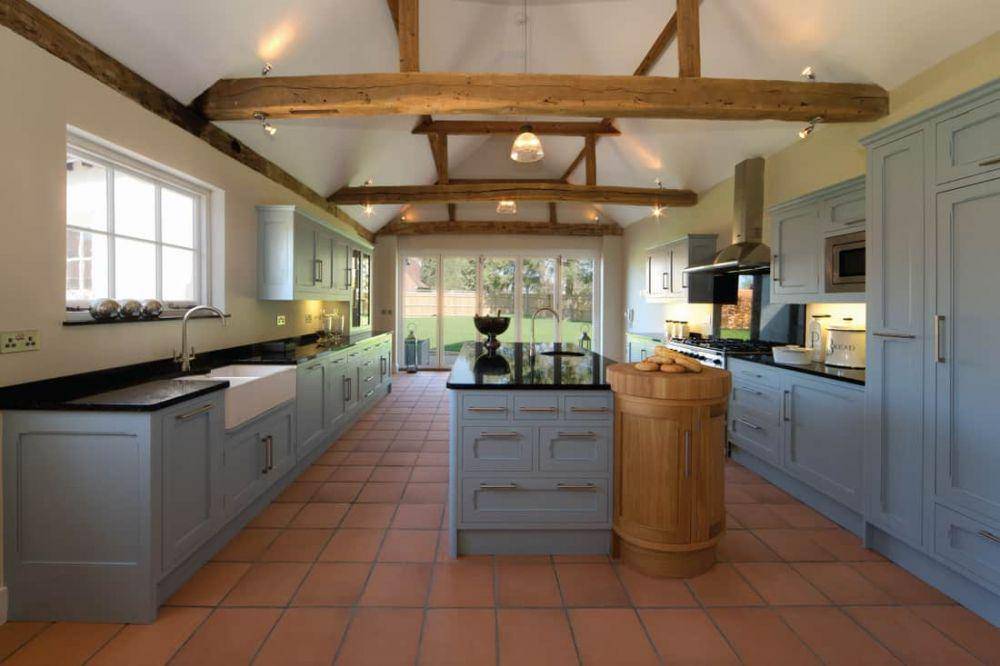 ilustrasi dapur bergaya country (homedecorbliss.com)
