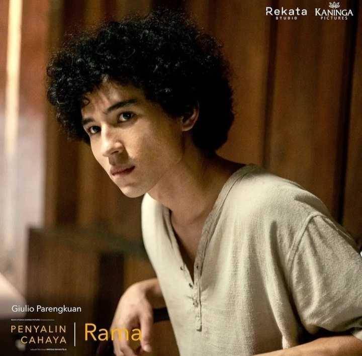 Giulio Parengkuan (instagram.com/penyalincahaya)