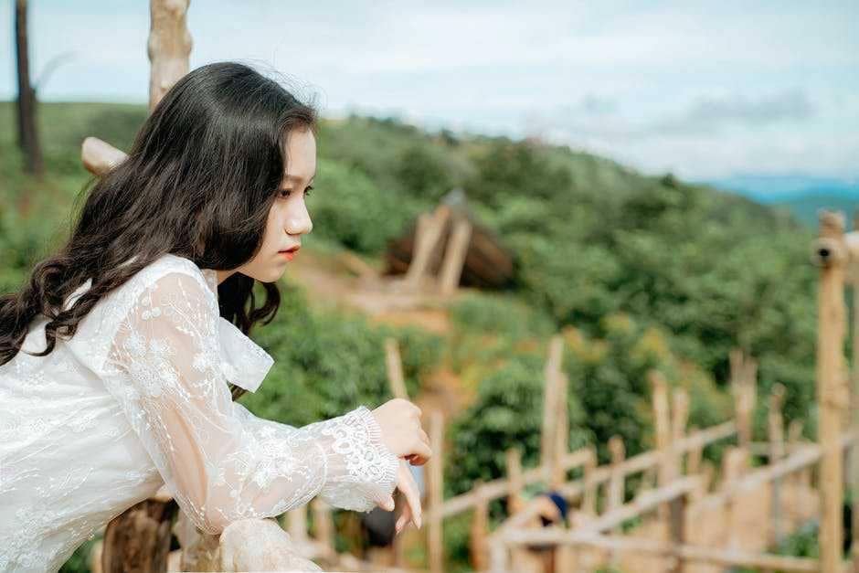 Ilustrasi wanita melamun (pexels.com/Tran Long)