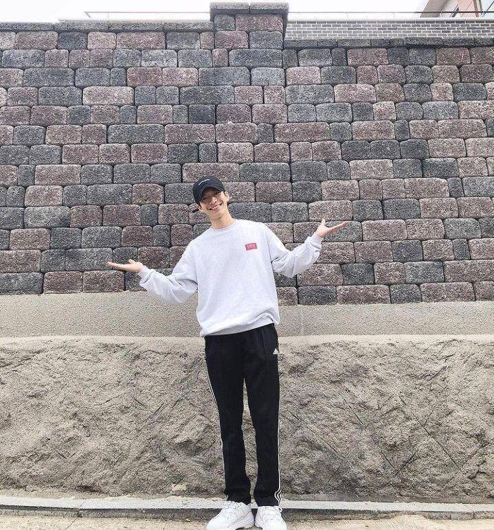 Wi Ha Joon (instagram.com/wi__wi__wi)