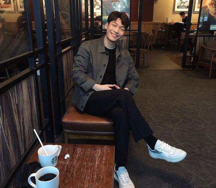 Wi Ha Joon (instagram.com/wi__wi__wi)