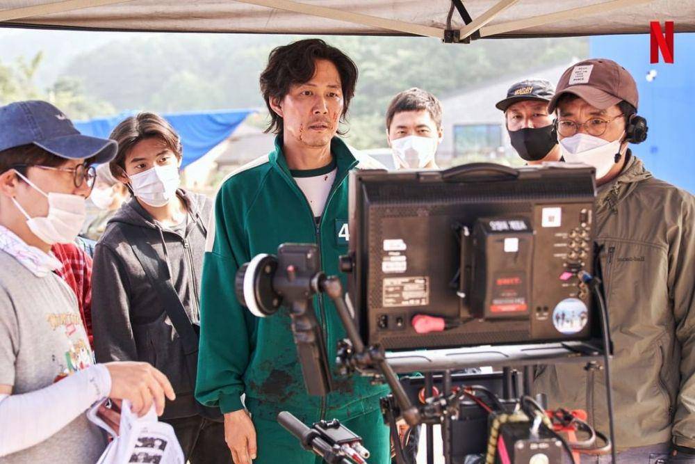 momen di balik layar Squid Game (instagram.com/netflixkr)