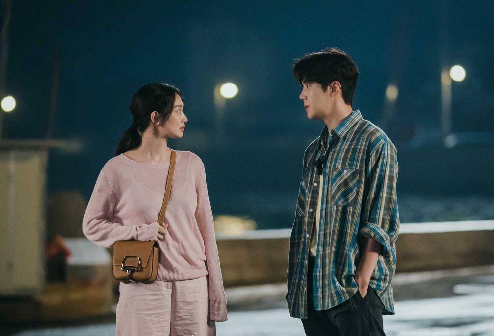 cuplikan drama Hometown ChaChaCha (dok.tvN/ Hometown ChaChaCha)