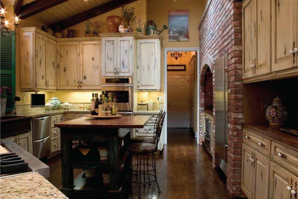 ilustrasi dapur bergaya country (homedecorbliss.com)