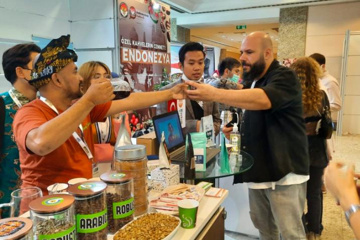 Indonesia Berhasil Jual 600 Ton Biji Kopi lewat Pameran Kopi Turki