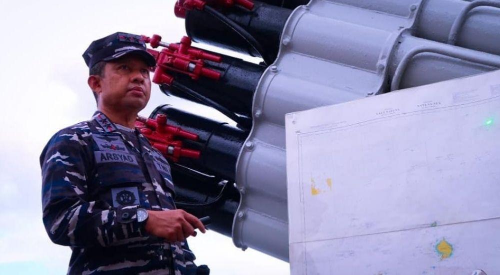 5 KRI dan 1 Pesawat Dikerahkan untuk Jaga Laut Natuna Utara