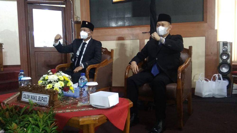 Cawabup Tulungagung sesaat sebelum proses pemungutan suara. IDN Times/ Bramanta Pamungkas