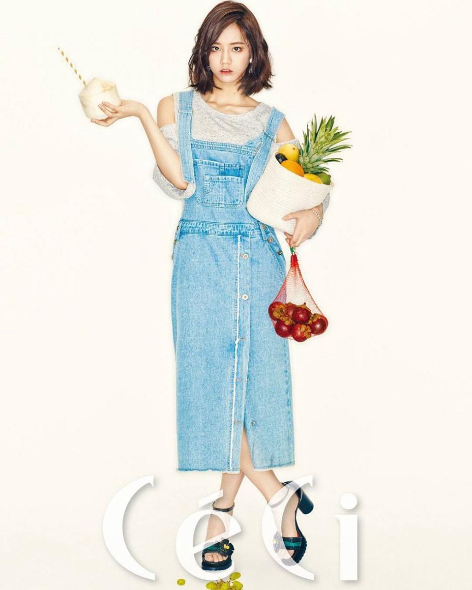 Outfit dress Hyeri Girl's Day (instagram.com/hyeri_0609)