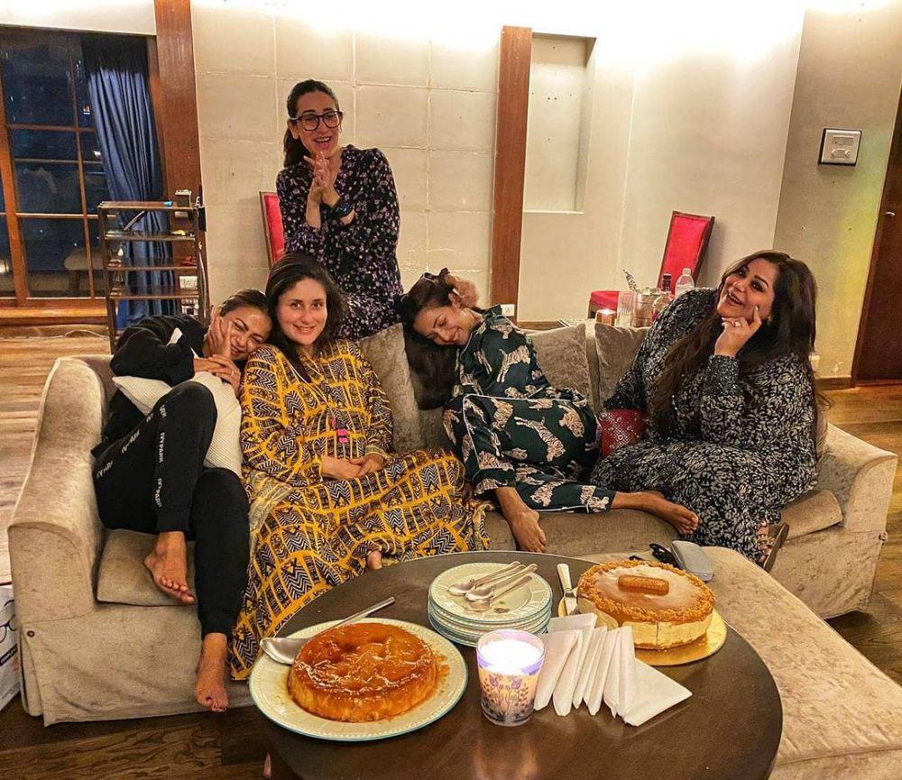geng sosialita Karisma dan Kareena Kapoor (instagram.com/kareenakapoorkhan)