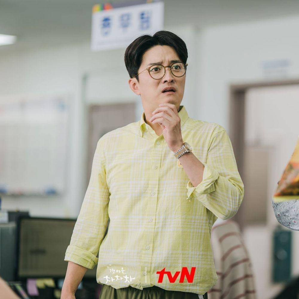 In Gyo Jin di drama Hometown Cha-Cha-Cha (instagram.com/tvn_drama)