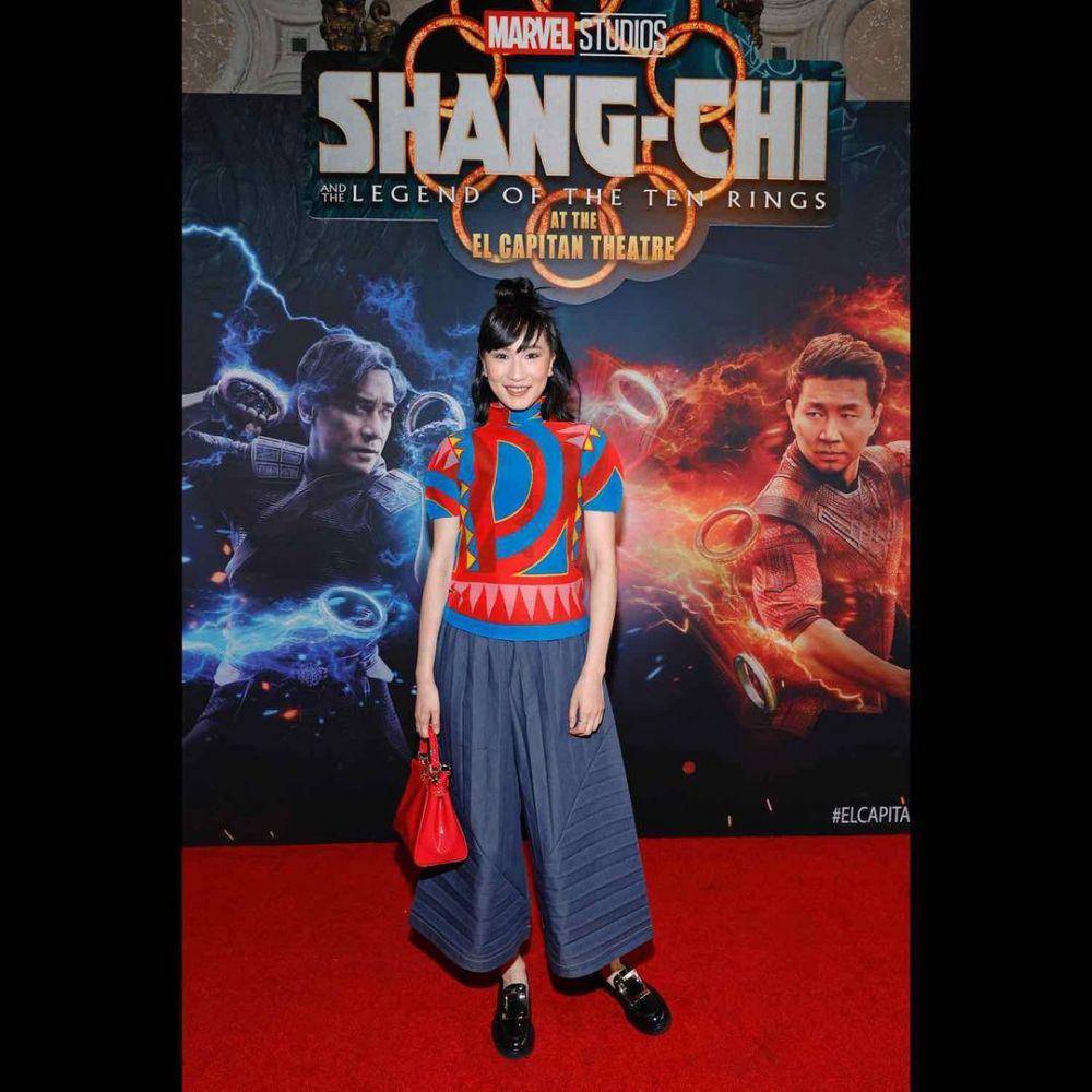 Meng'er Zhang (instagram.com/mengerzhang)