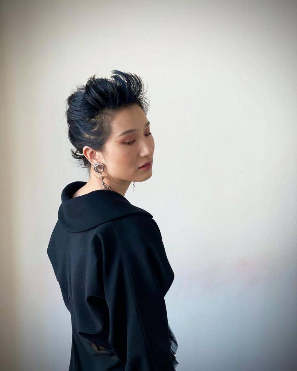 Meng'er Zhang (instagram.com/mengerzhang)
