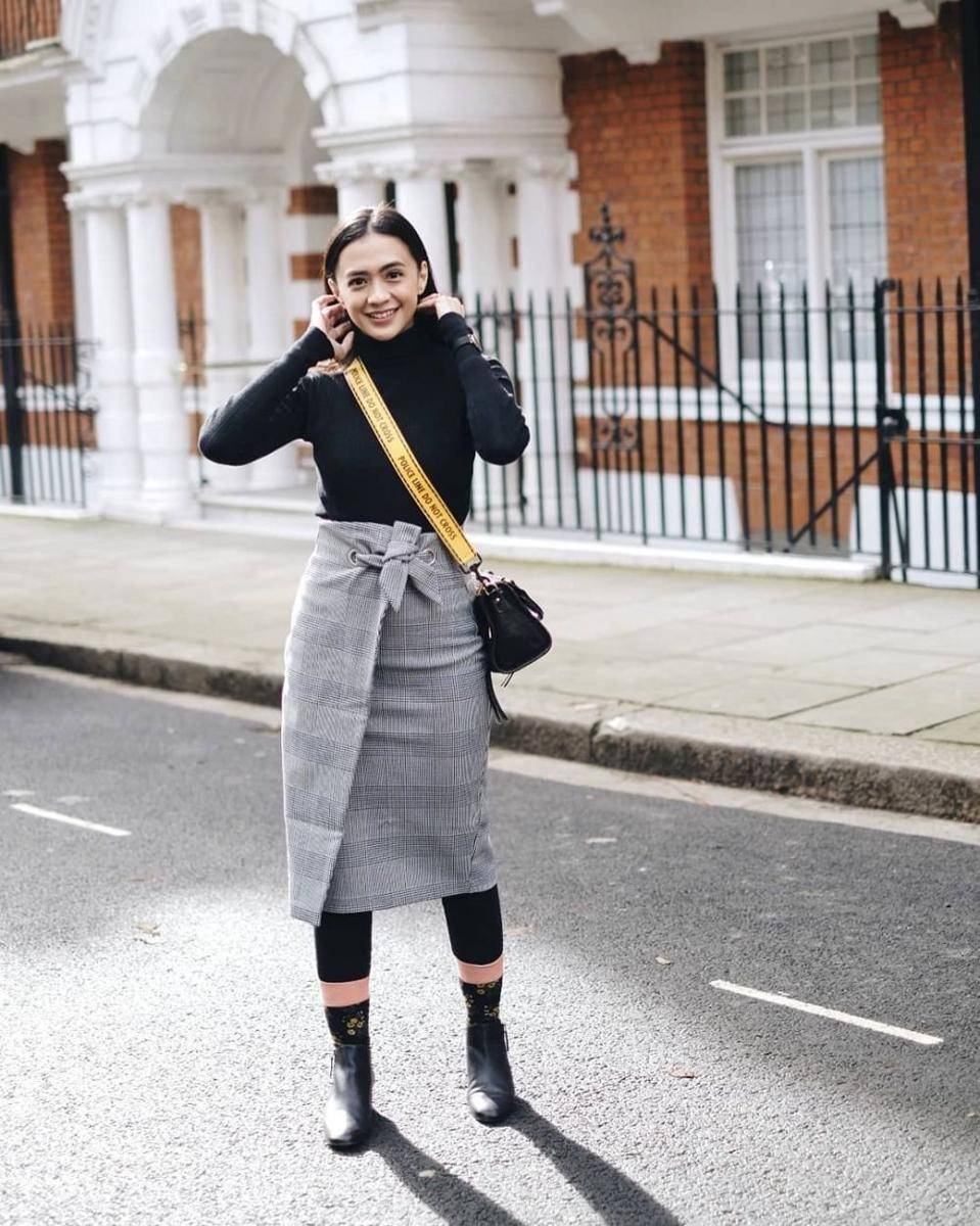 Agla Artalidia (instagram.com/aglaartalidia/)