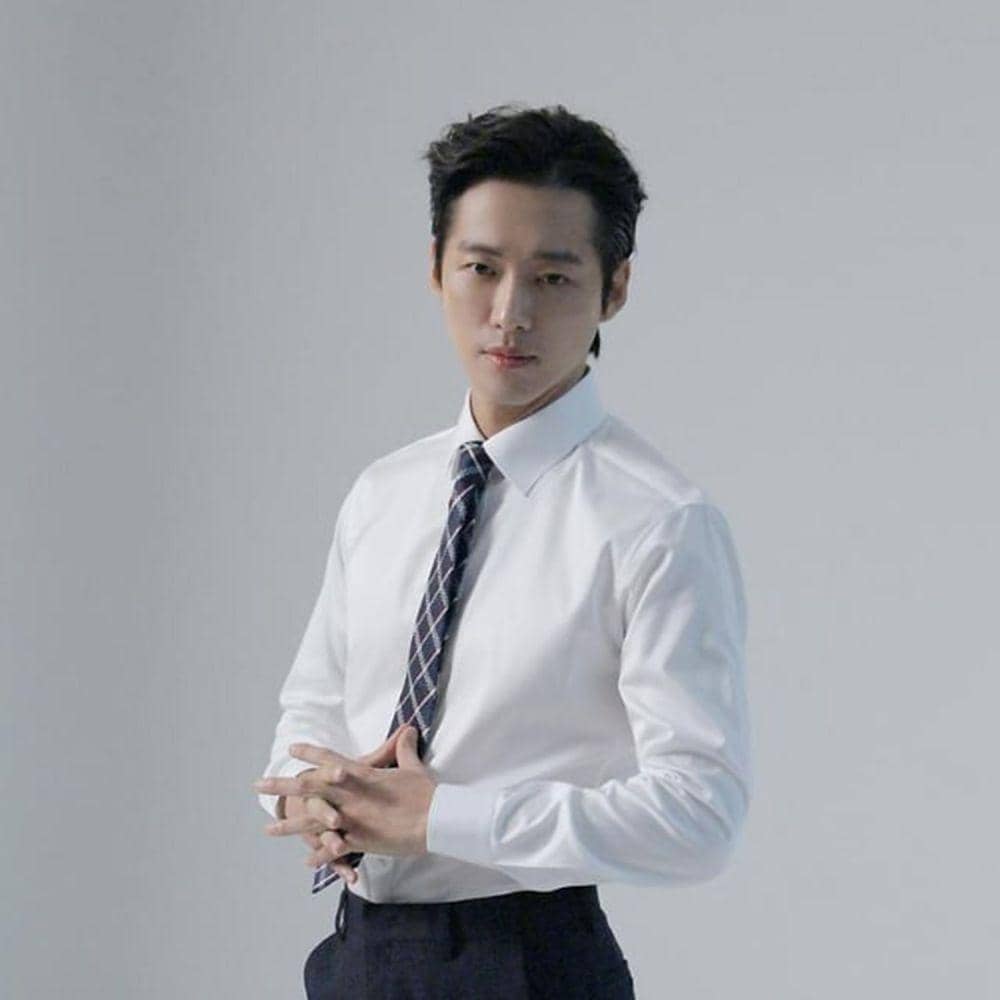 Namgoong Min (instagram.com/min94x)