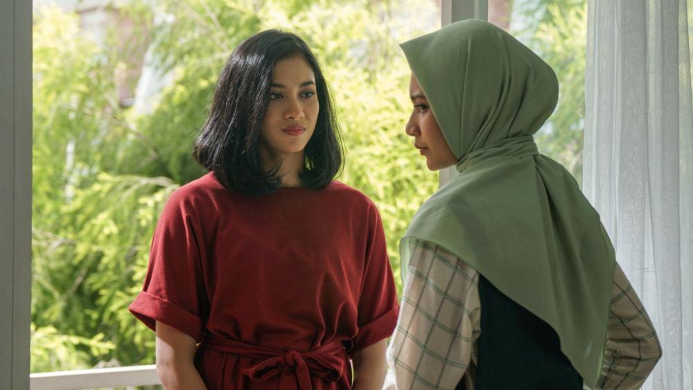 potret karakter Aghniny Haque sebagai Sarah dalam film Wedding Agreement (indonesianfilmcenter.com)
