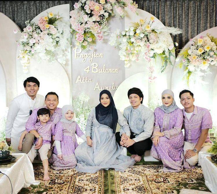 Empat bulanan Aurel Hermansyah (Instagram.com/ashanty_ash)