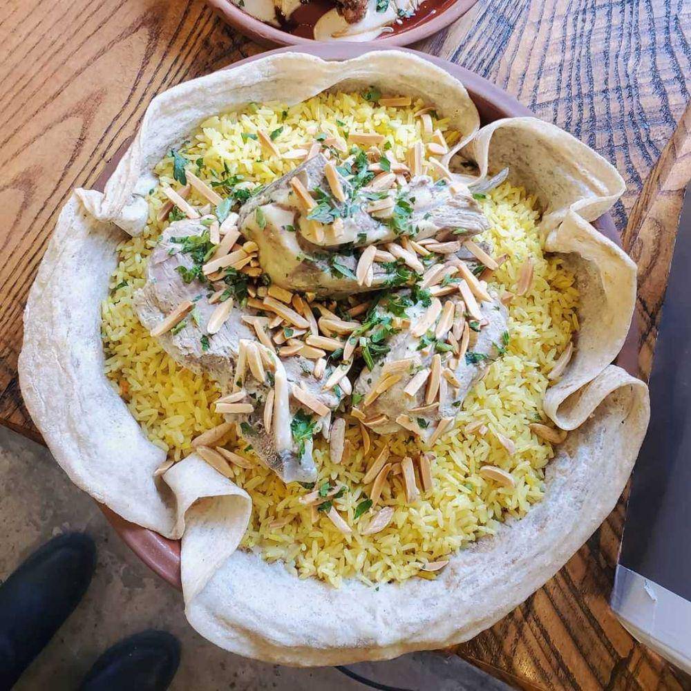 mansaf (instagram.com/ayat.nyc)